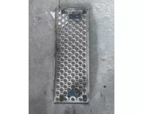 KENWORTH T680 DECK (CATWALK) STEP