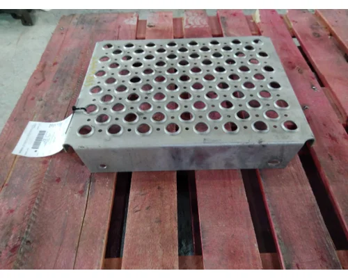 KENWORTH T680 DECK (CATWALK) STEP