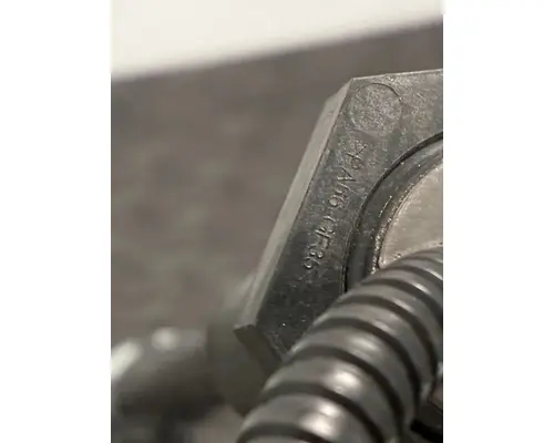 KENWORTH T680 DEF Level Sensor