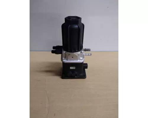 KENWORTH T680 DEF PUMP