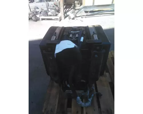 KENWORTH T680 DEF TANK
