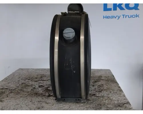 KENWORTH T680 DEF TANK