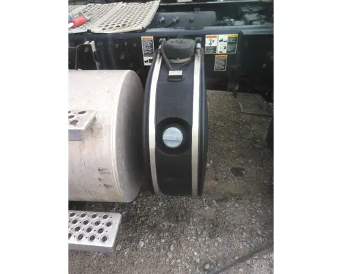 KENWORTH T680 DEF TANK