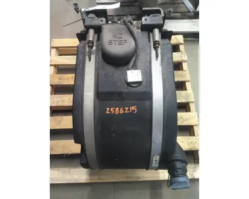 KENWORTH T680 DEF TANK