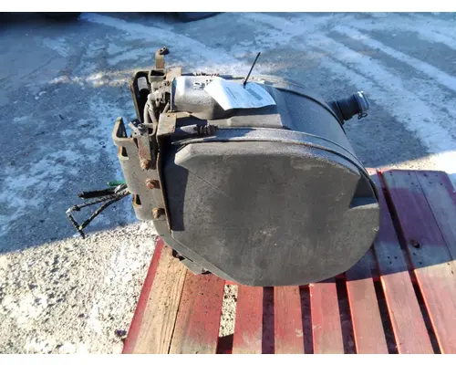 KENWORTH T680 DEF TANK