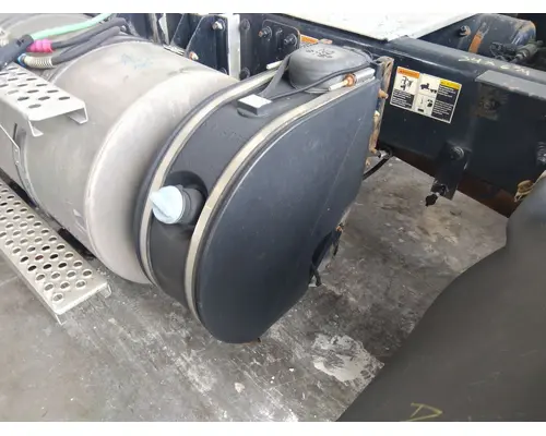 KENWORTH T680 DEF TANK