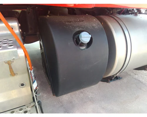 KENWORTH T680 DEF TANK