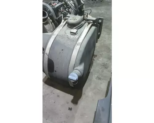 KENWORTH T680 DEF TANK