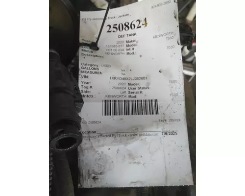 KENWORTH T680 DEF TANK