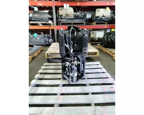 KENWORTH T680 DEF Tank
