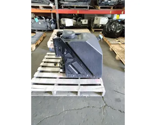 KENWORTH T680 DEF Tank