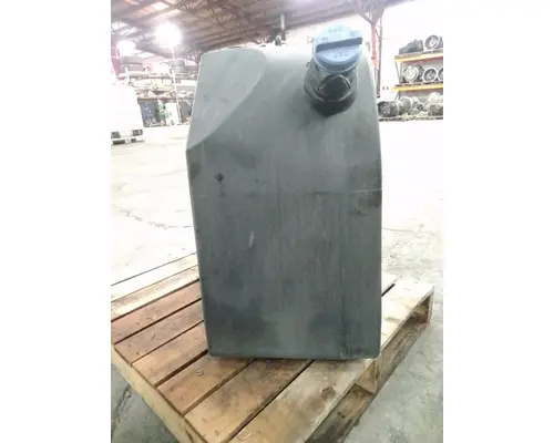 KENWORTH T680 DEF Tank