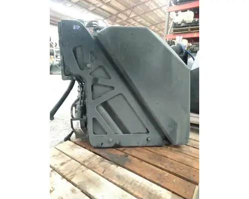 KENWORTH T680 DEF Tank