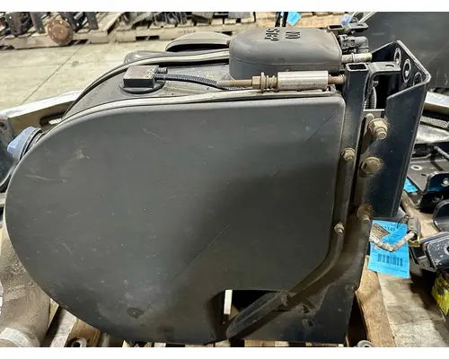 KENWORTH T680 DEF Tank