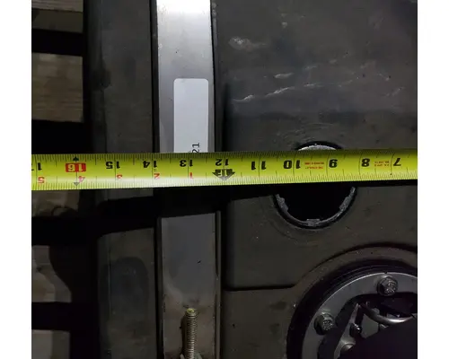 KENWORTH T680 DEF Tank
