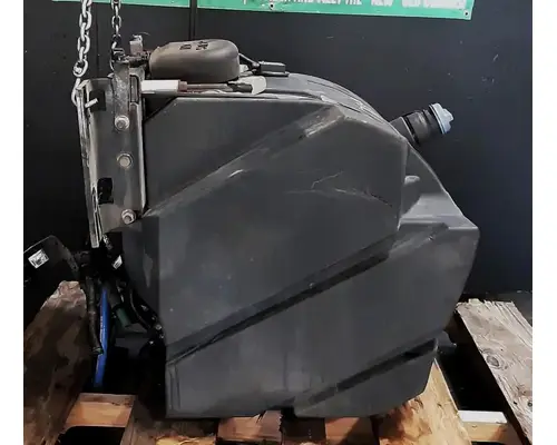 KENWORTH T680 DEF Tank