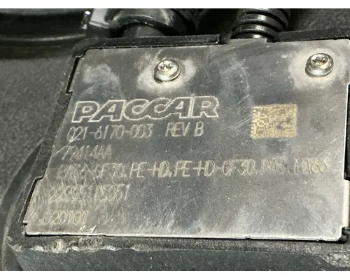 KENWORTH T680 DEF Tank