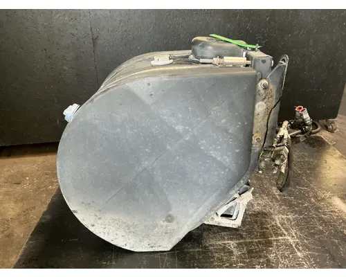 KENWORTH T680 DEF Tank