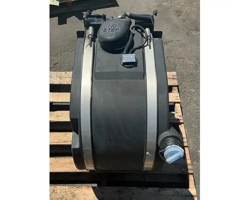 KENWORTH T680 DEF Tank