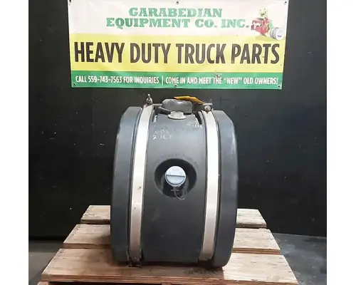 KENWORTH T680 DEF Tank
