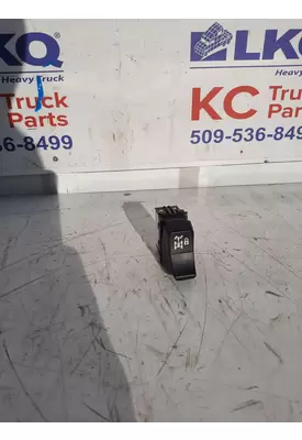 KENWORTH T680 DIFFERENTIAL LOCK SWITCH