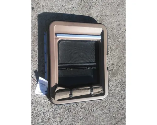 KENWORTH T680 DOOR, COMPARTMENT