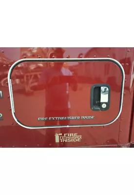 KENWORTH T680 DOOR, COMPARTMENT