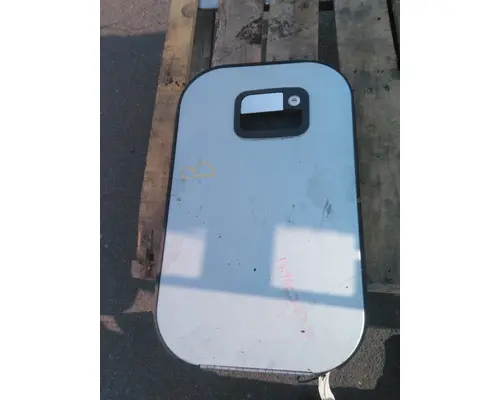 KENWORTH T680 DOOR, COMPARTMENT