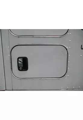 KENWORTH T680 DOOR, COMPARTMENT