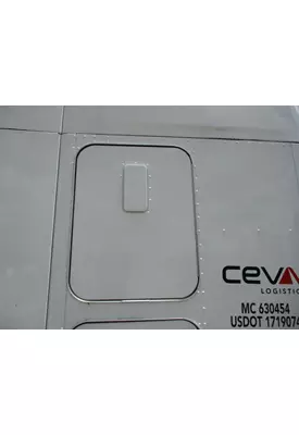 KENWORTH T680 DOOR, COMPARTMENT