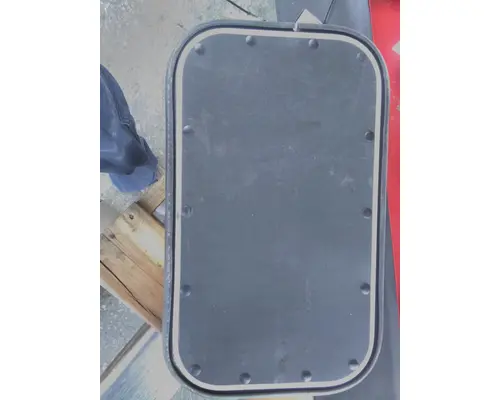 KENWORTH T680 DOOR, COMPARTMENT