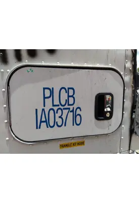 KENWORTH T680 DOOR, COMPARTMENT