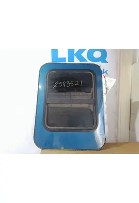 KENWORTH T680 DOOR, COMPARTMENT