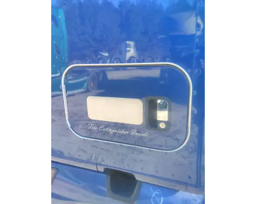 KENWORTH T680 DOOR, COMPARTMENT