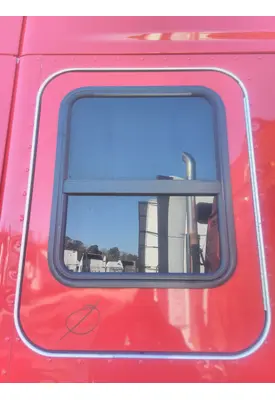 KENWORTH T680 DOOR, COMPARTMENT