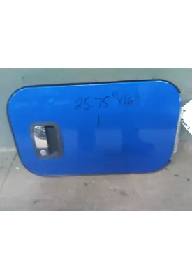 KENWORTH T680 DOOR, COMPARTMENT