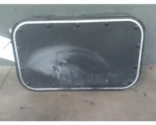 KENWORTH T680 DOOR, COMPARTMENT