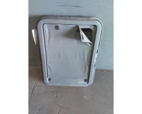 KENWORTH T680 DOOR, COMPARTMENT