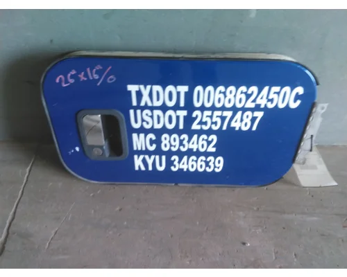 KENWORTH T680 DOOR, COMPARTMENT