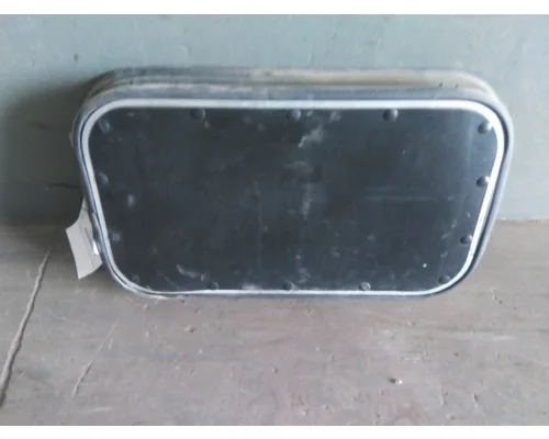KENWORTH T680 DOOR, COMPARTMENT