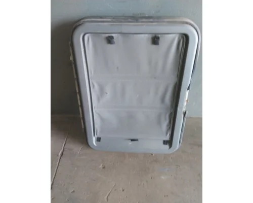 KENWORTH T680 DOOR, COMPARTMENT