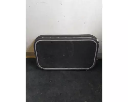 KENWORTH T680 DOOR, COMPARTMENT