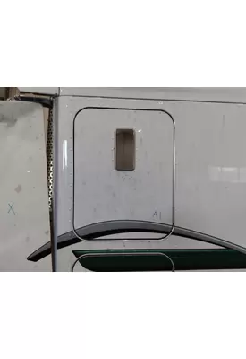 KENWORTH T680 DOOR, COMPARTMENT