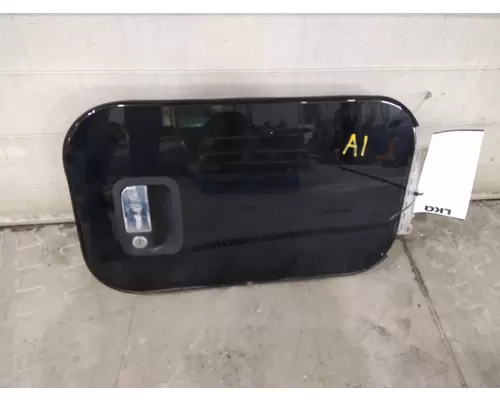 KENWORTH T680 DOOR, COMPARTMENT