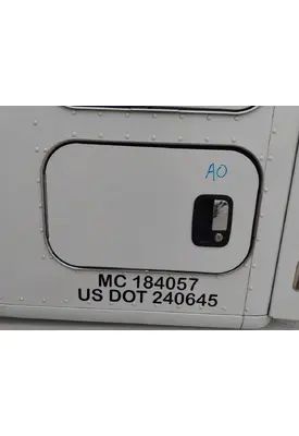 KENWORTH T680 DOOR, COMPARTMENT