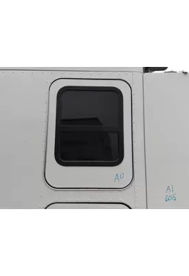 KENWORTH T680 DOOR, COMPARTMENT