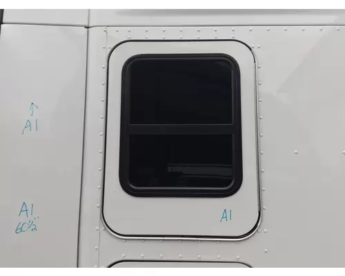 KENWORTH T680 DOOR, COMPARTMENT