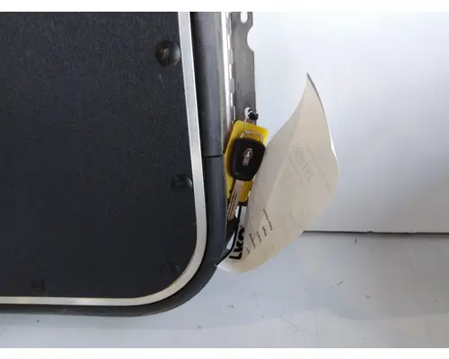 KENWORTH T680 DOOR, COMPARTMENT