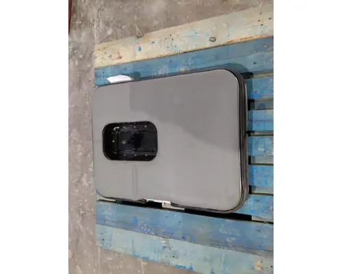 KENWORTH T680 DOOR, COMPARTMENT