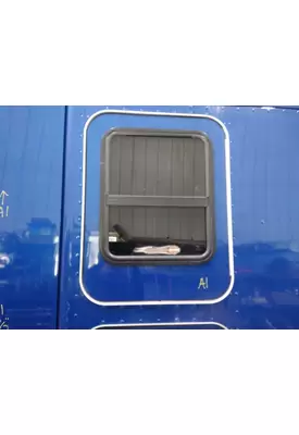KENWORTH T680 DOOR, COMPARTMENT